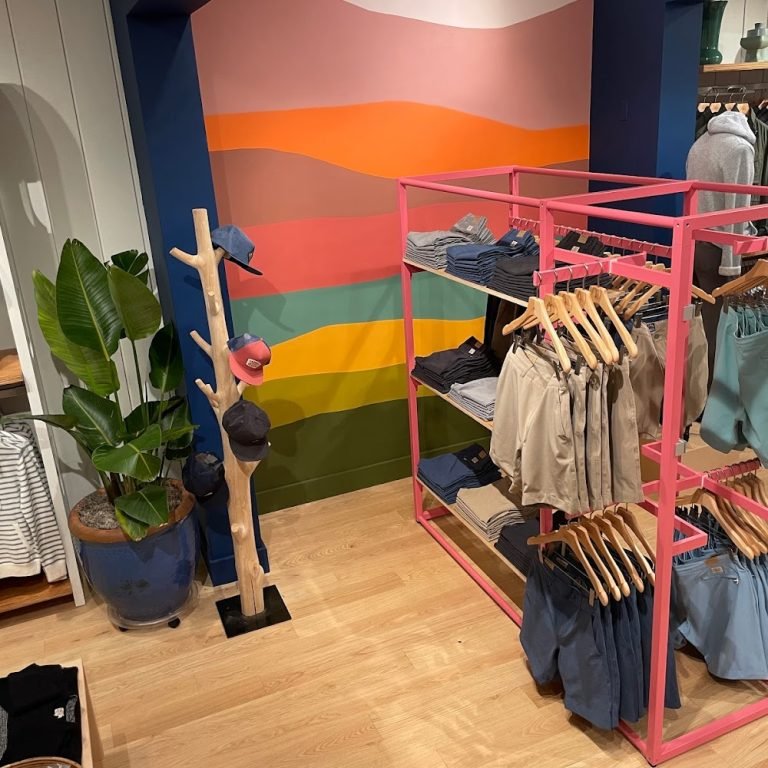 Faherty Fashion Island 1 768x768