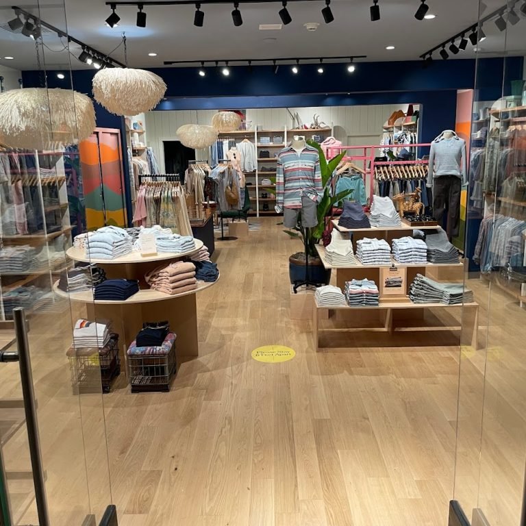 Faherty Fashion Island 5 768x768